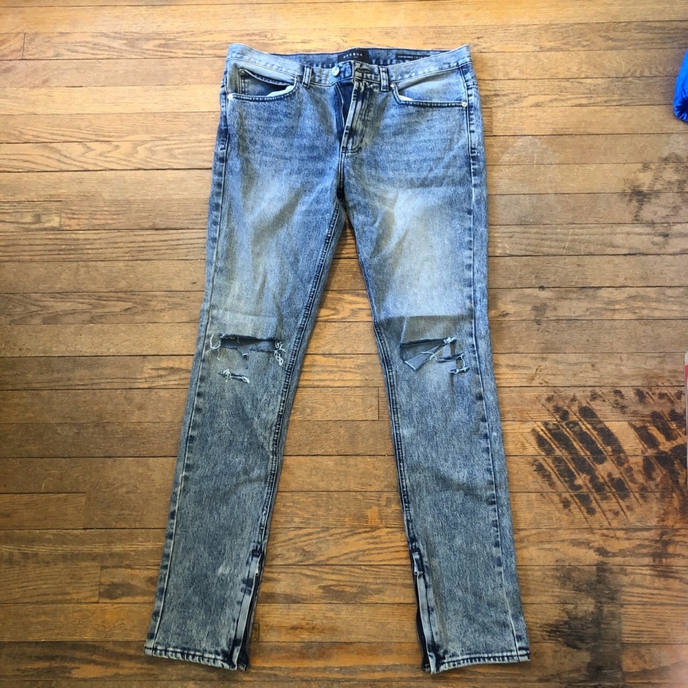 Size 32 men’s pac sun pants, working zippers